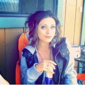 Meet your Posher, Crystal